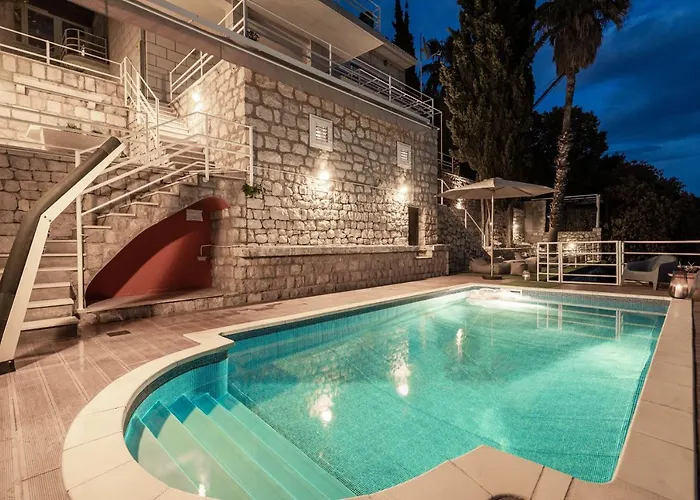 Luce Villa